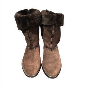 TODS shearling suede leather pull on boots size 36 or size 6